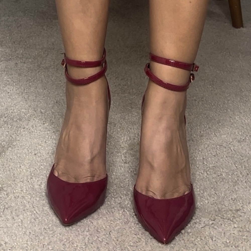 Aldo burgundy strappy pumps